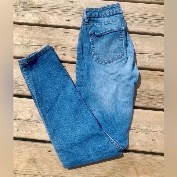 Classic Calvin Klein Jeans Ultimate Skinny Blue Women's Jeans Size 26 - Picture 2 of 8